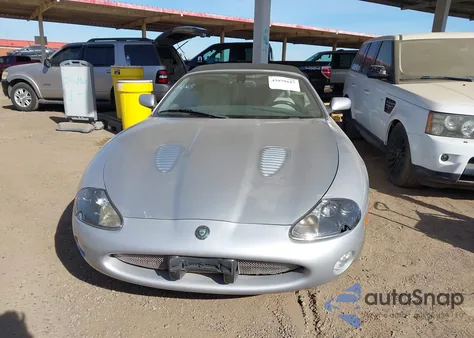 2003 Jaguar Xkr z USA, uszkodzony, nr VIN SAJDA42B333A36485